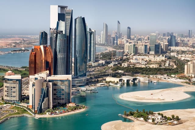 Dubai ve BAE Vizesi 2025: Türkiye’den Birleşik Arap Emirlikleri’ne Nasıl Gidilir? Seyahat Rehberi