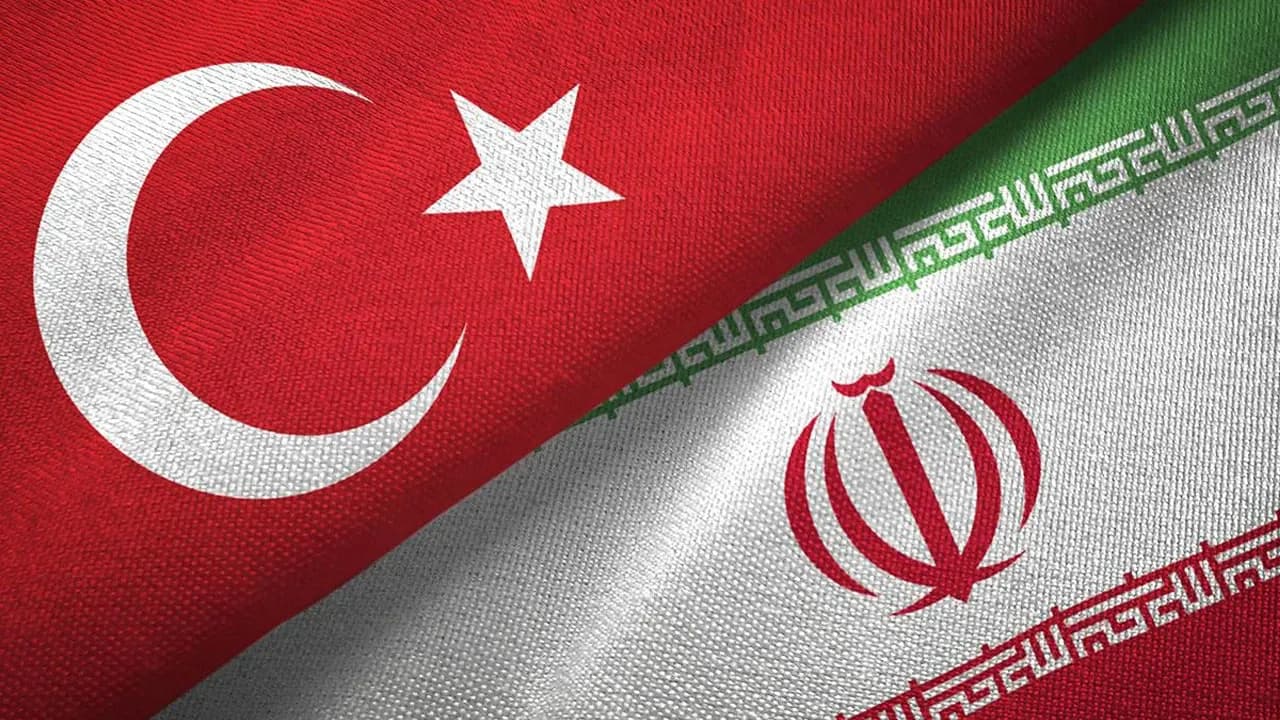 İran Vizesiz Seyahat Rehberi 2025: Türkiye’den İran’a Nasıl Gidilir? Gezi Tüyoları ve Dikkat Edilmesi Gerekenler